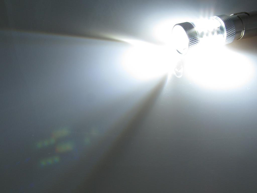 3157 P27/7W LED lampa med 16x Samsung SMD för 12 V & 24 V